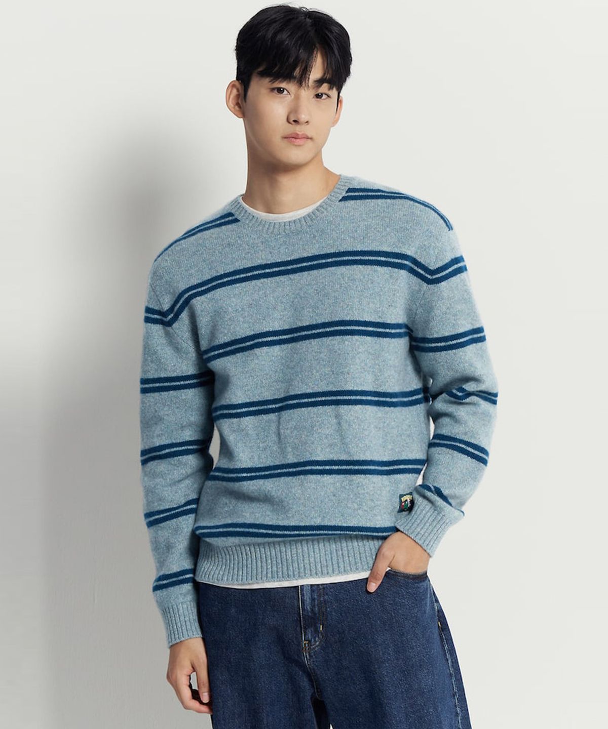 빈폴 멘(BEANPOLE MEN) 푸즈예티 스트라이프 니트  스카이 블루