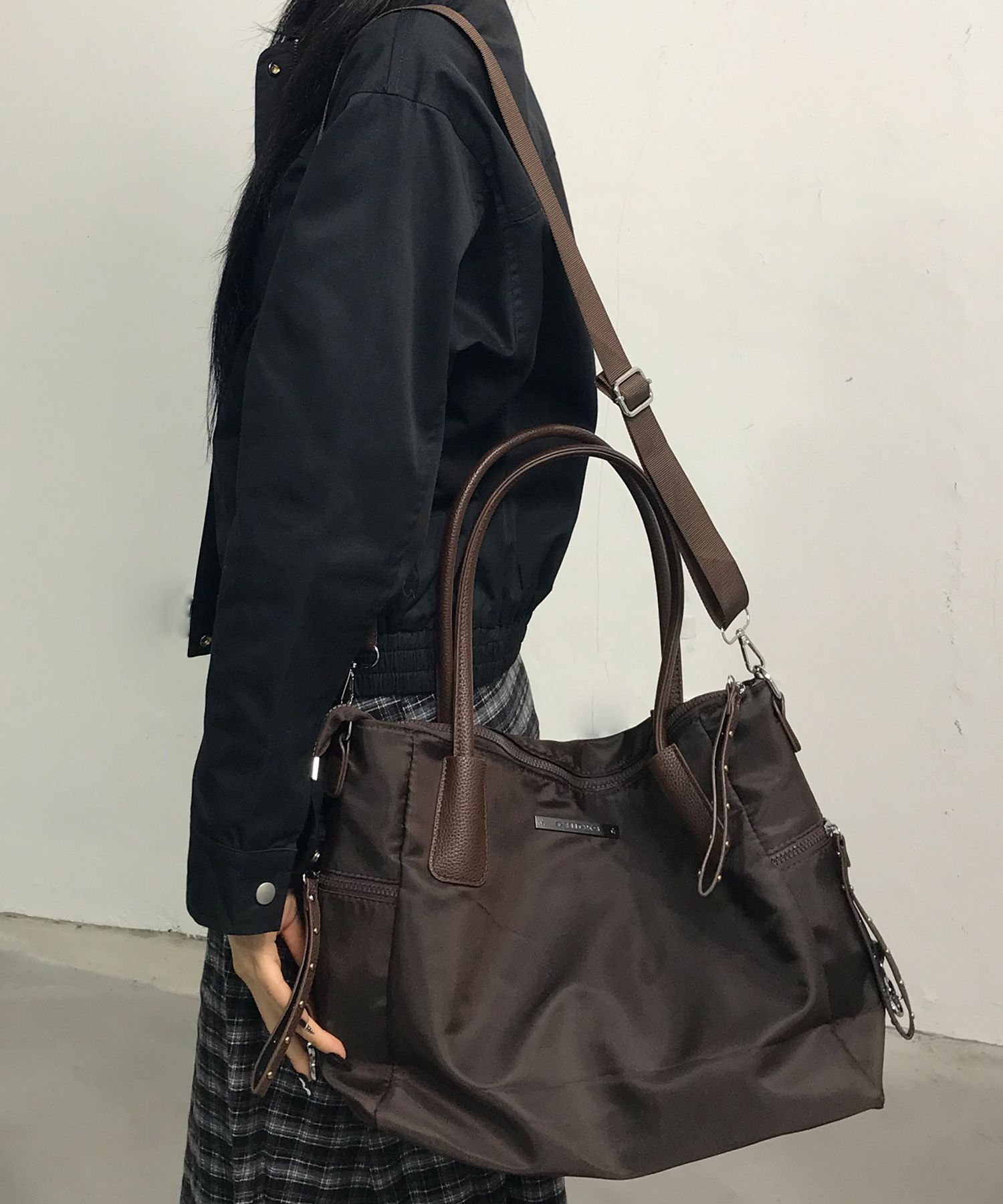 MUSINSA公式 | CHICKS シフトナイロンショルダーバッグ (2カラー)