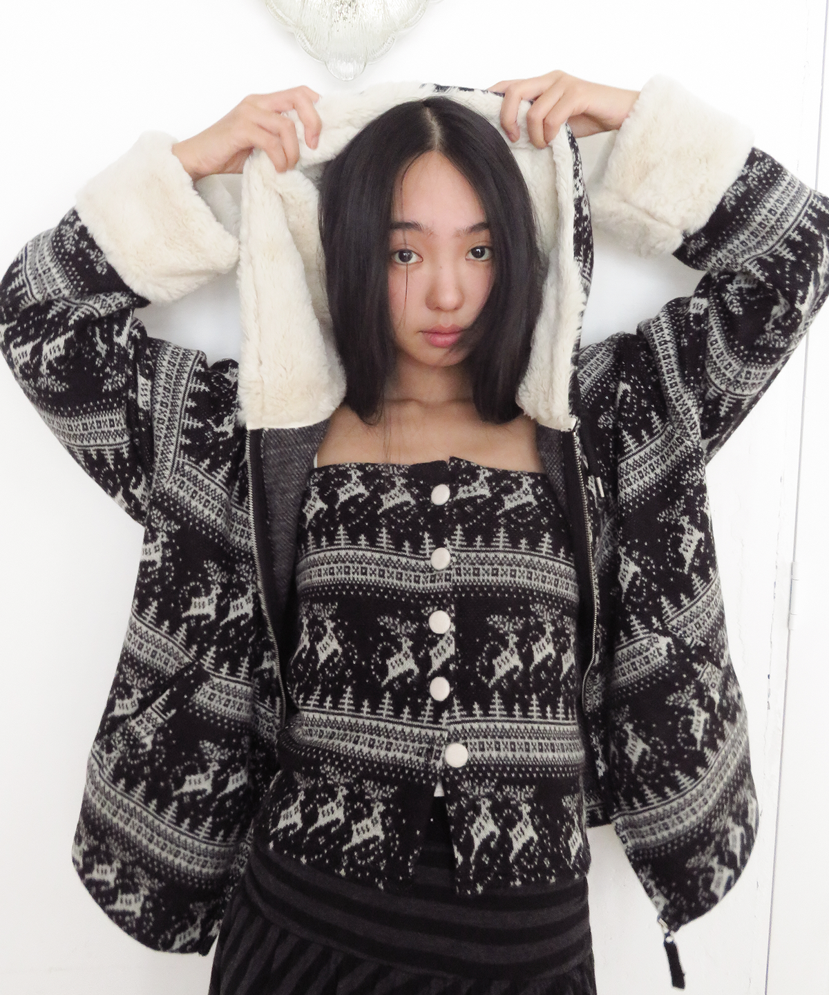 펀프롬펀(FUNFROMFUN) Nordic Fur Hoodie, Black