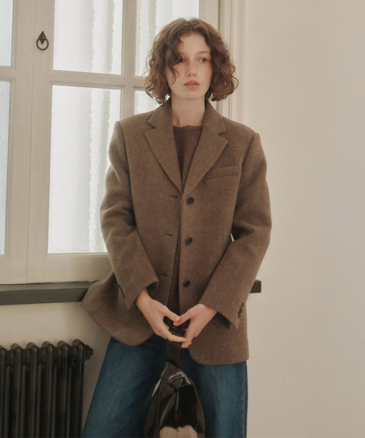 아바몰리(AVA MOLLI) ESSENTIAL 3BUTTON SINGLE JACKET (MEL.BROWN)