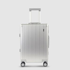 파일럿 풀 알루미늄 캐리어 24인치 [실버]