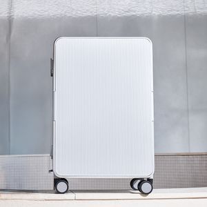 모던 프리미엄 캐리어 24인치 [화이트]