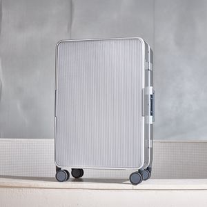 모던 프리미엄 캐리어 24인치 [실버]