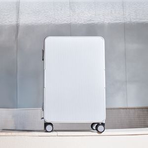 모던 프리미엄 캐리어 20인치 [화이트]