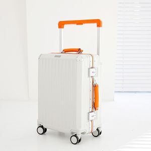 와이드 핸들 컴포트 캐리어 20인치 [화이트]