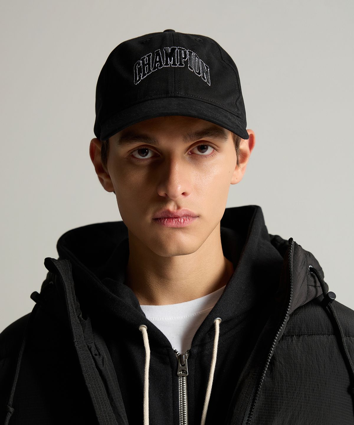 챔피온(CHAMPION) 아치 로고 볼캡 Black