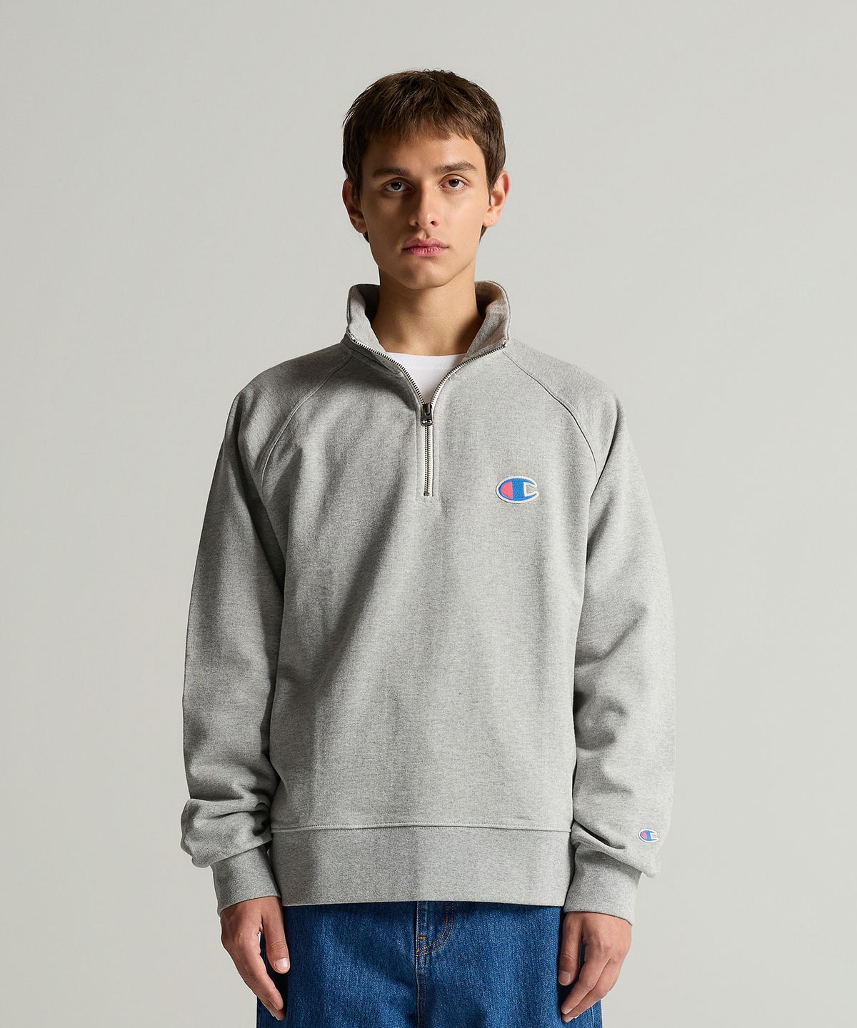 챔피온(CHAMPION) 헤리티지 로고 루즈핏 하프 집업 Grey