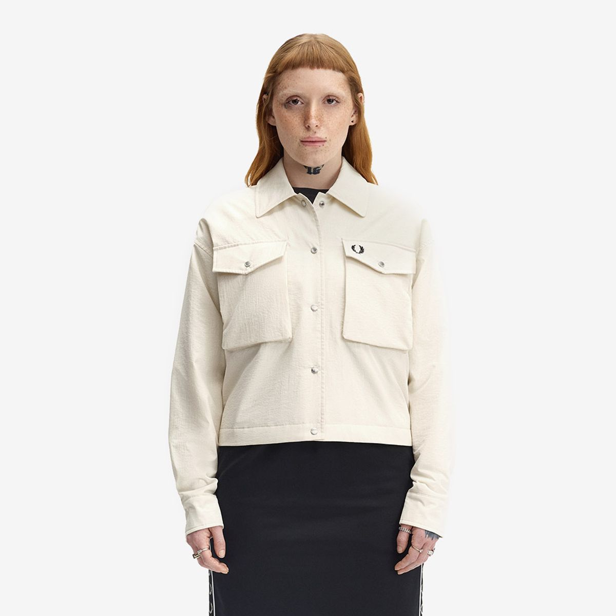 프레드페리(FRED PERRY) [Womens] 패디드 오버셔츠 - 에크루 AFPF253J119-560