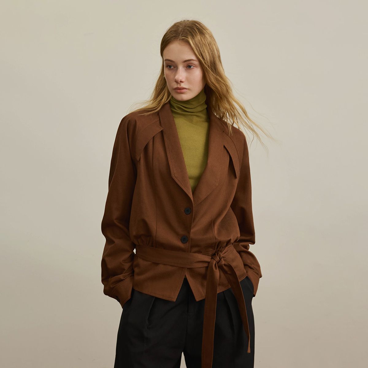 와이와이아이엠(YYIAM) YY_Brown lapel waist jacket