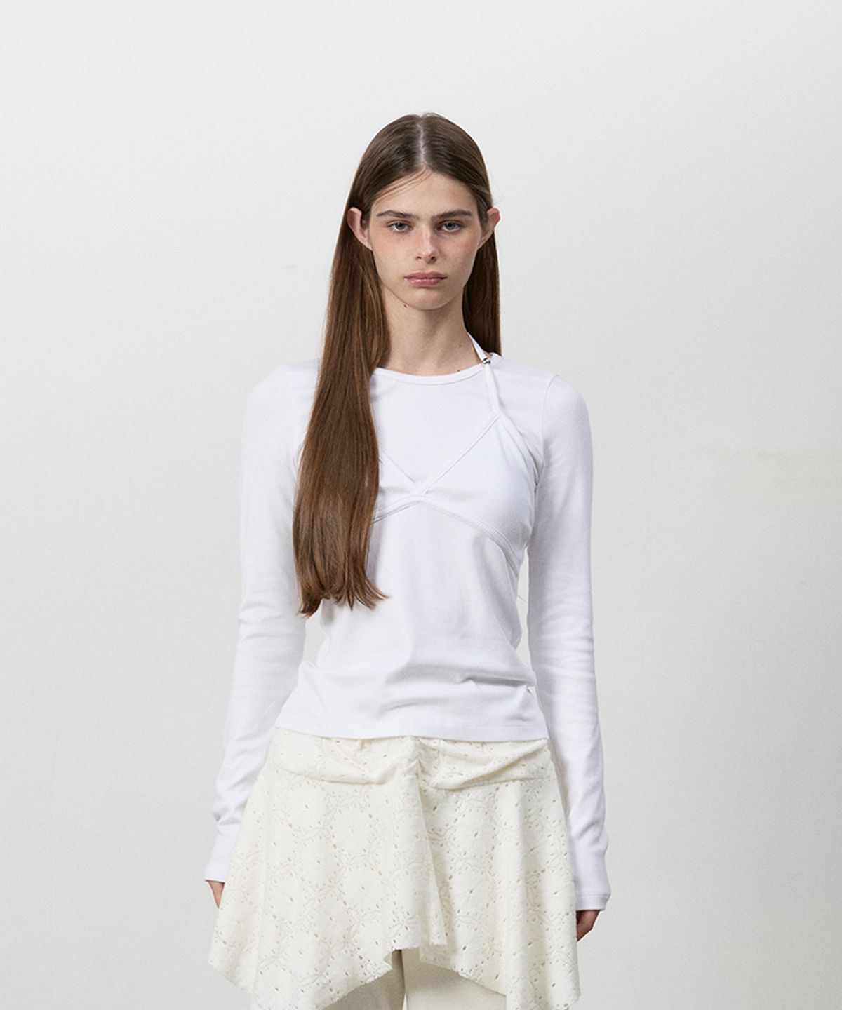 쓰리투에이티(THREE TO EIGHTY) BEADY BRA LAYER LONG SLEEVE TEE WHITE