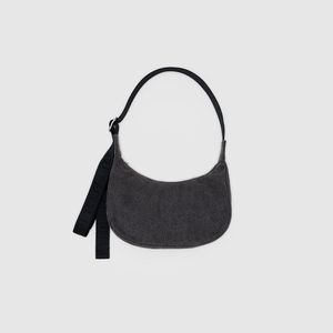 스몰 나일론 크레센트 백 워시드 블랙 데님