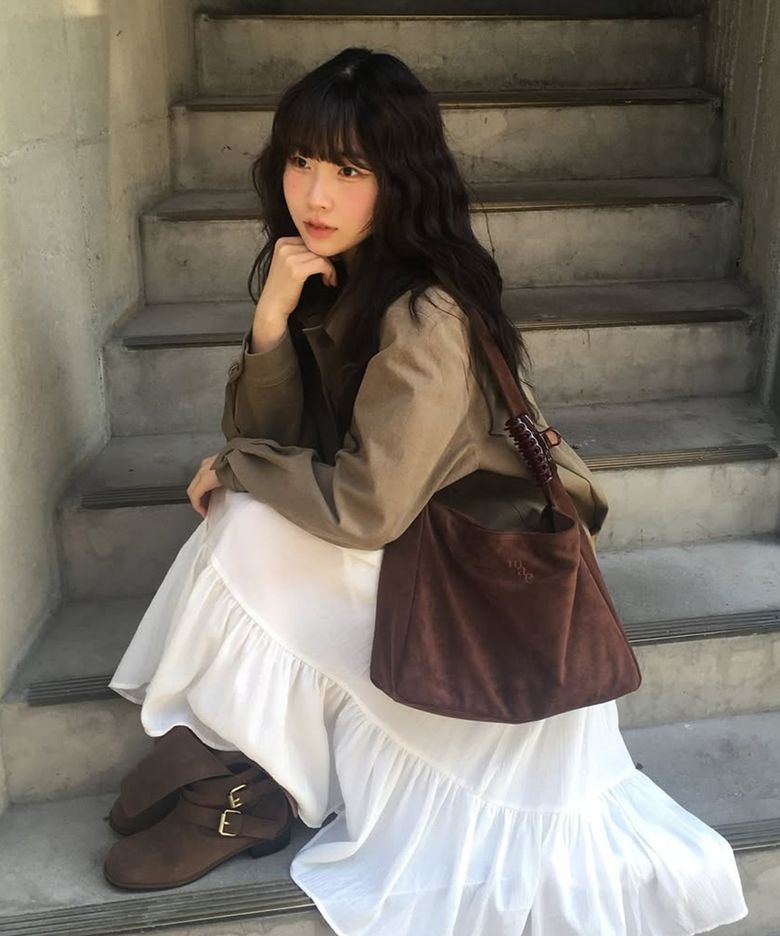 Comfy Hobo Bag _ Suede Dark Choco