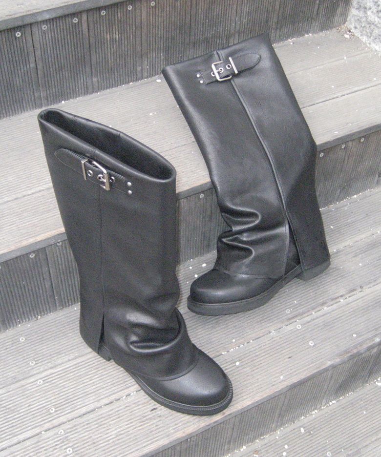 Velyn Warmer Long Boots in Black WA6AD007-10