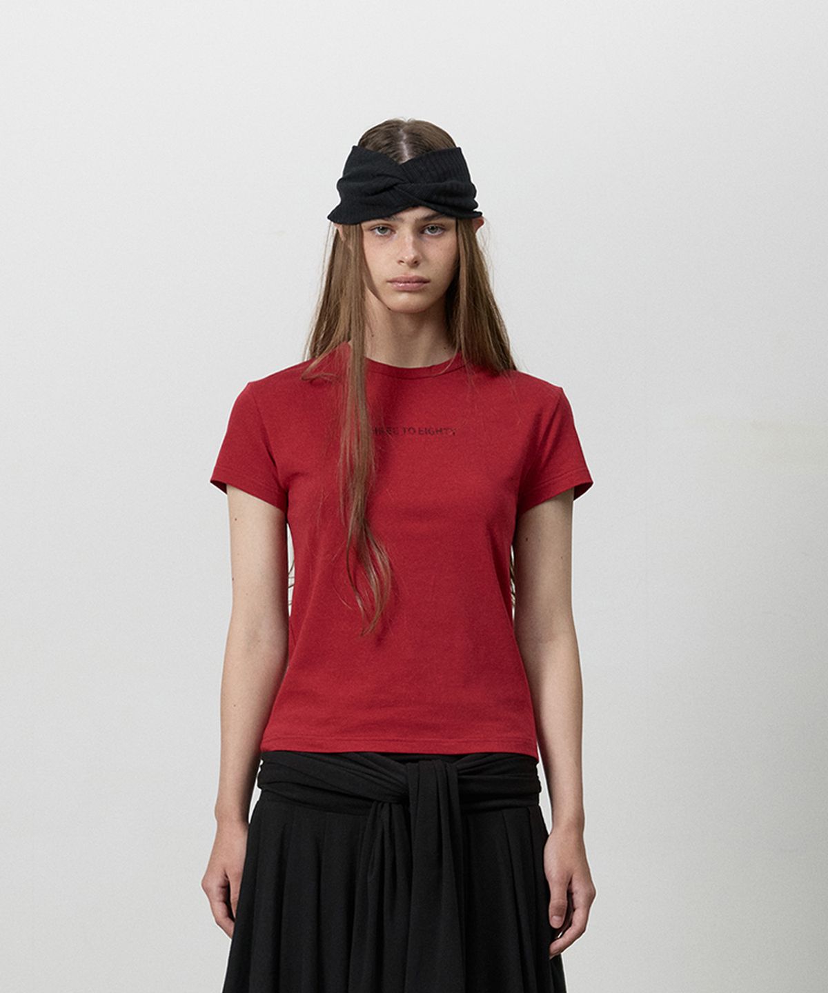 쓰리투에이티(THREE TO EIGHTY) STANDARD CORSET GRAPHIC TEE RED