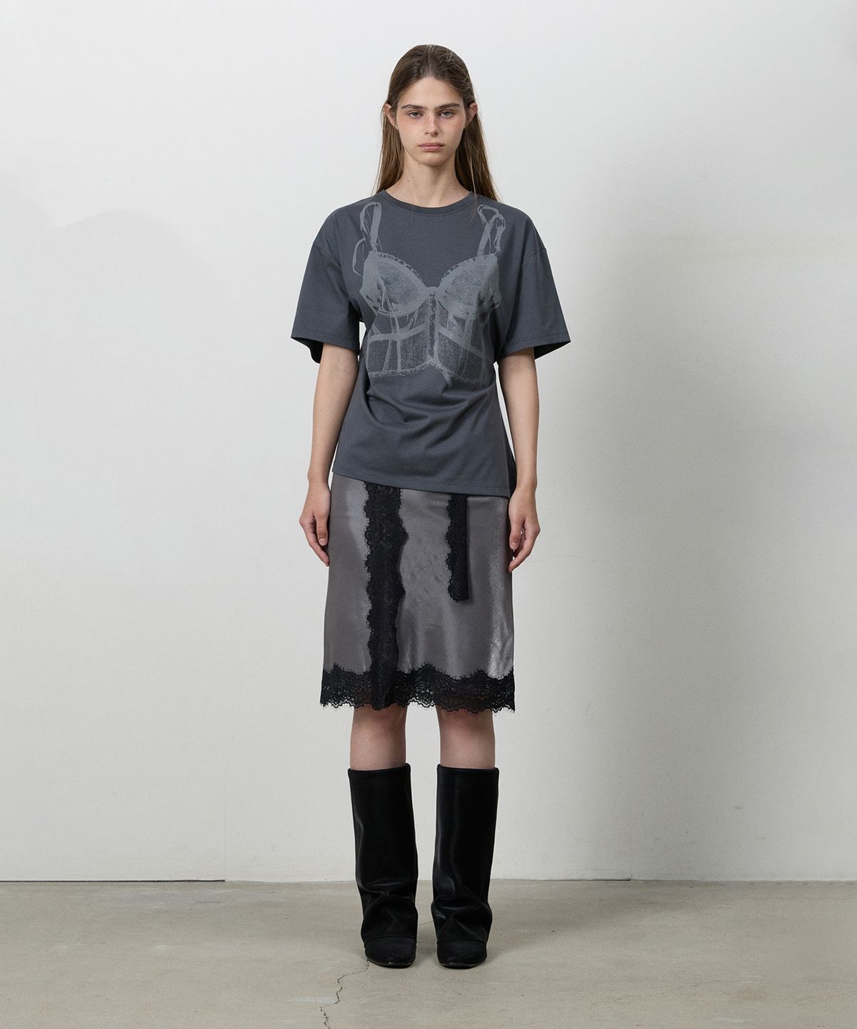 쓰리투에이티(THREE TO EIGHTY) LACE MIDI SKIRT CHARCOAL