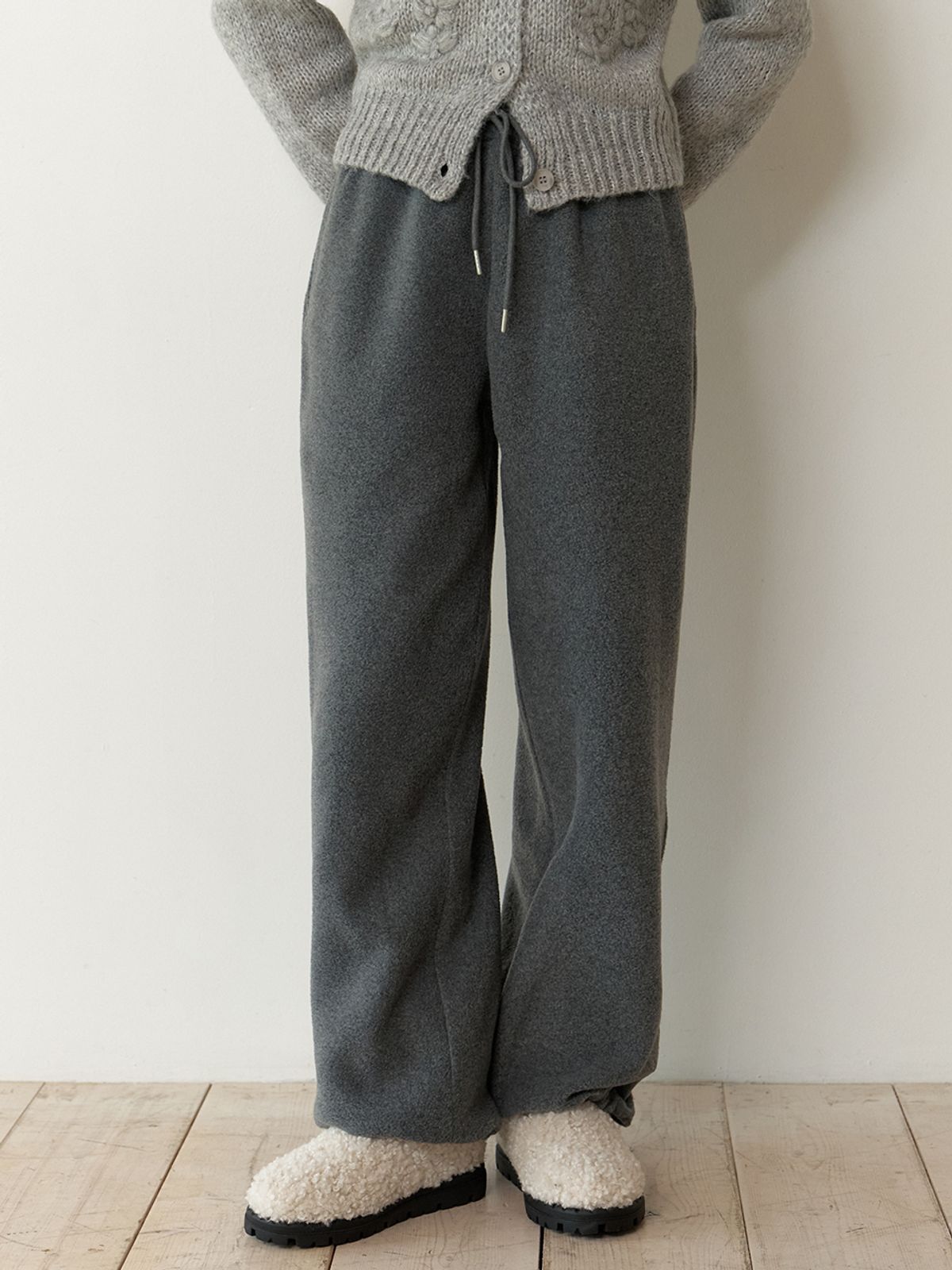 리엘(RE L) Oui fleece sweat pants (charcoal)