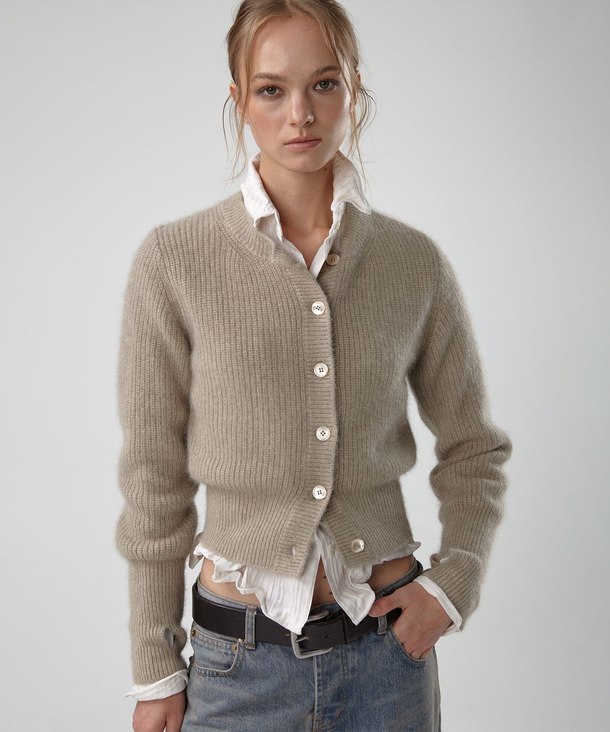 이안조(EAN JO) BUTTON UP FOX WOOL HAIRY KNIT CARDIGAN (TAN BEIGE)