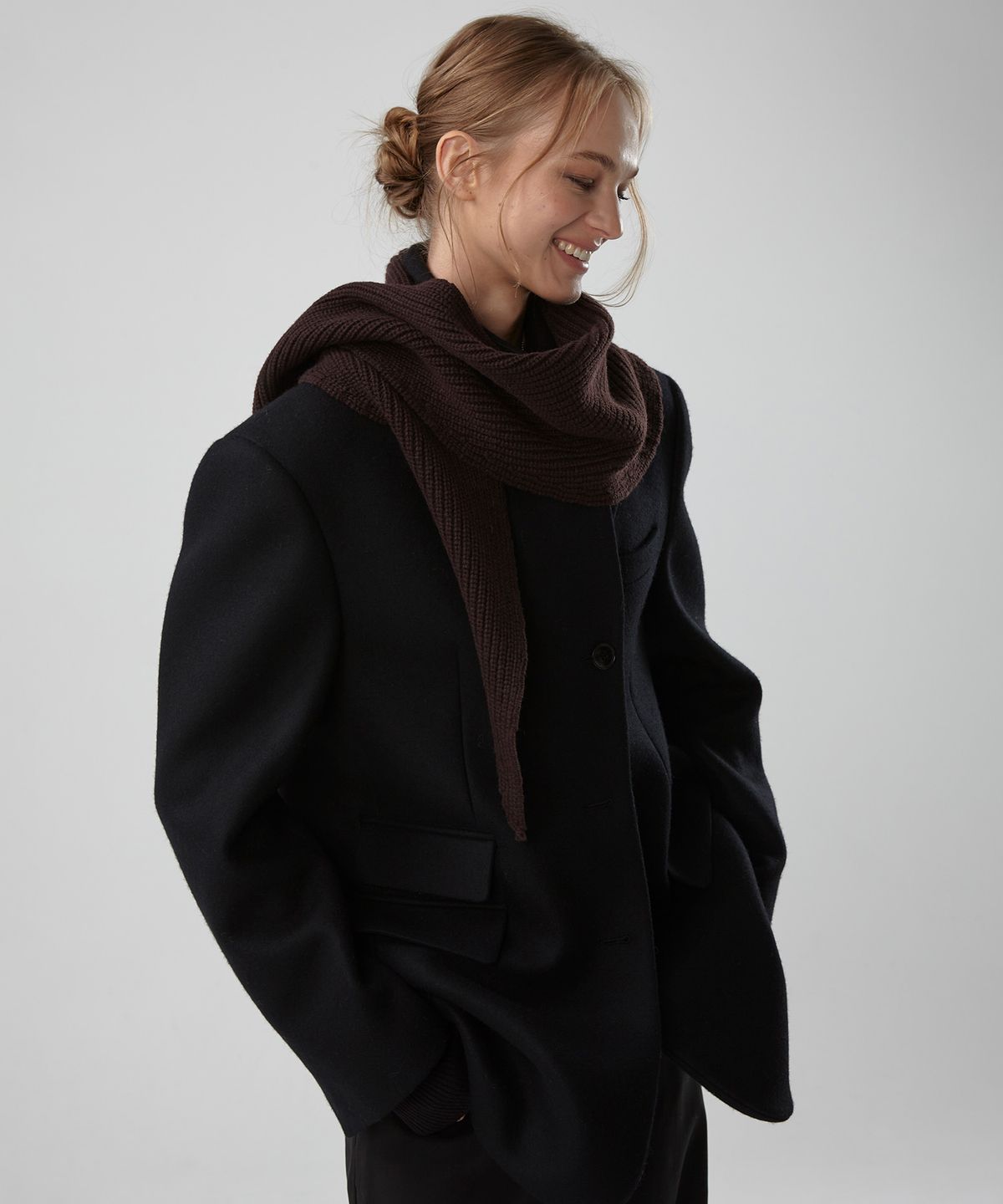 이안조(EAN JO) CHUNKY WOOL LARGE SCARF (BROWN)