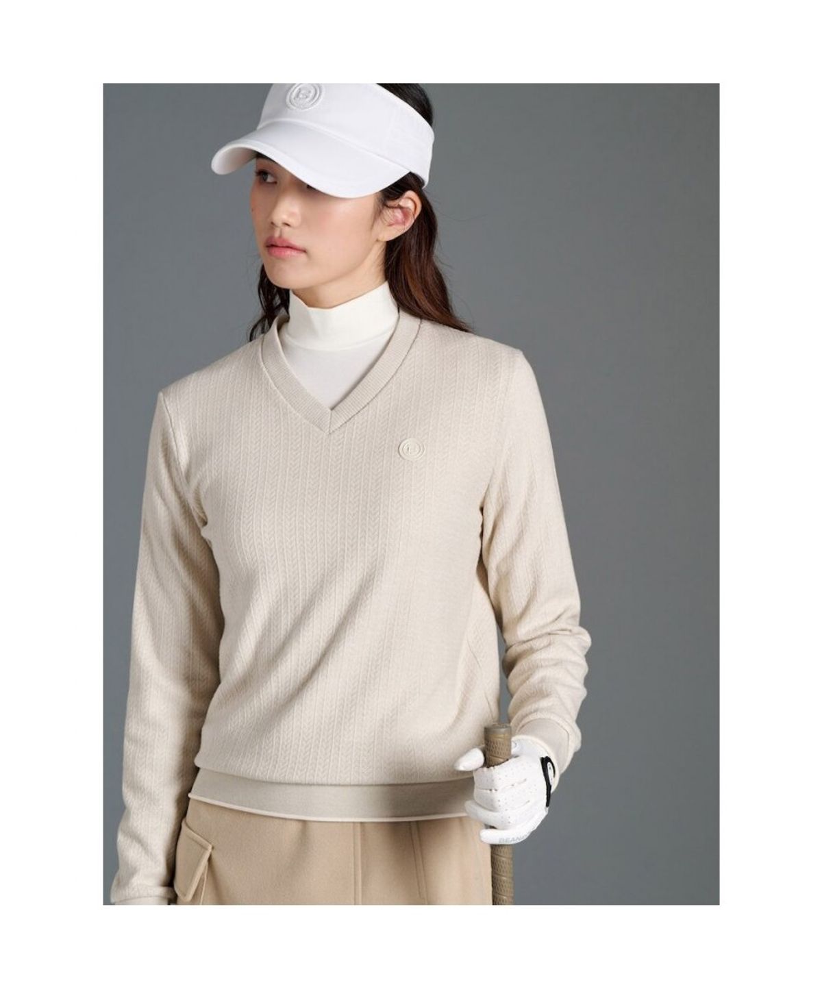 빈폴골프(BEANPOLE GOLF) 여성 기모 브이넥 블루종핏 티셔츠 - 베이지