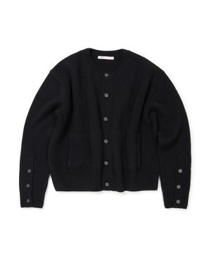(BASE) CROP ROUND NECK CARDIGAN (BLACK)