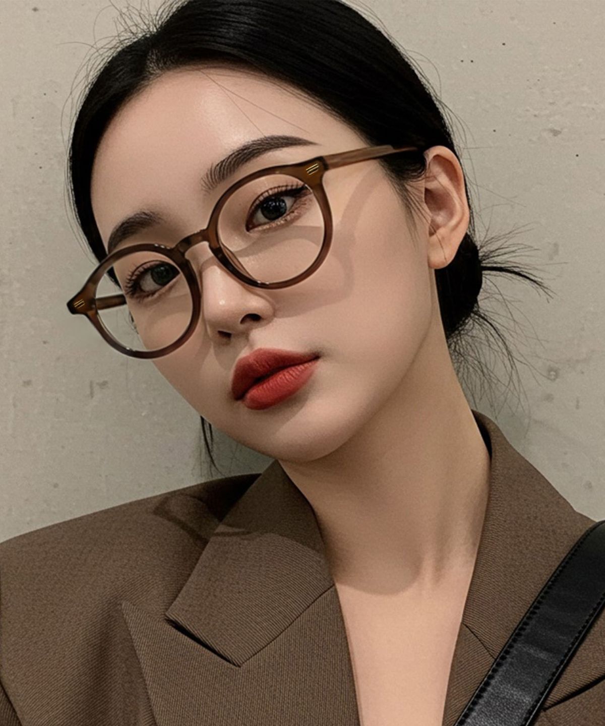 글라스우스(GLASSUS) 아케마 안경테 2322