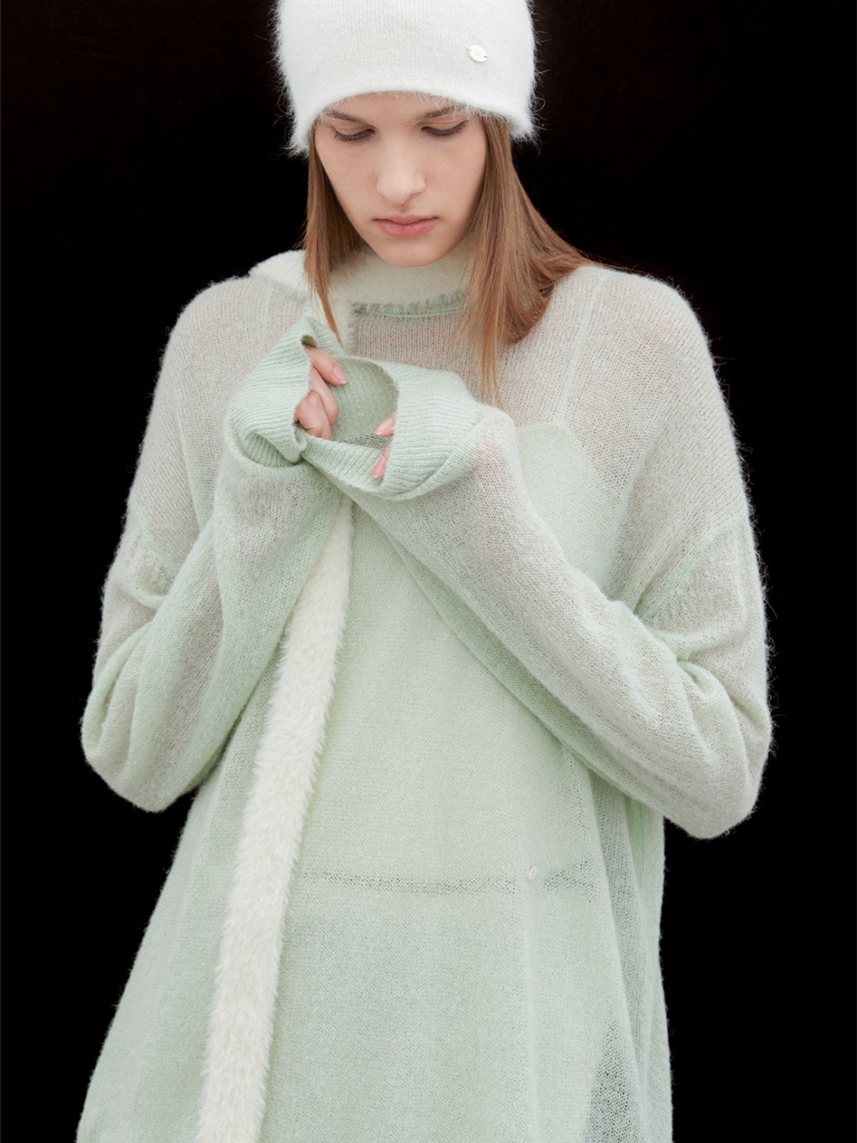 아틀리에 나인(ATELIER NAIN) HAIRY LOOSE FIT SHEER KNIT (T-7137)