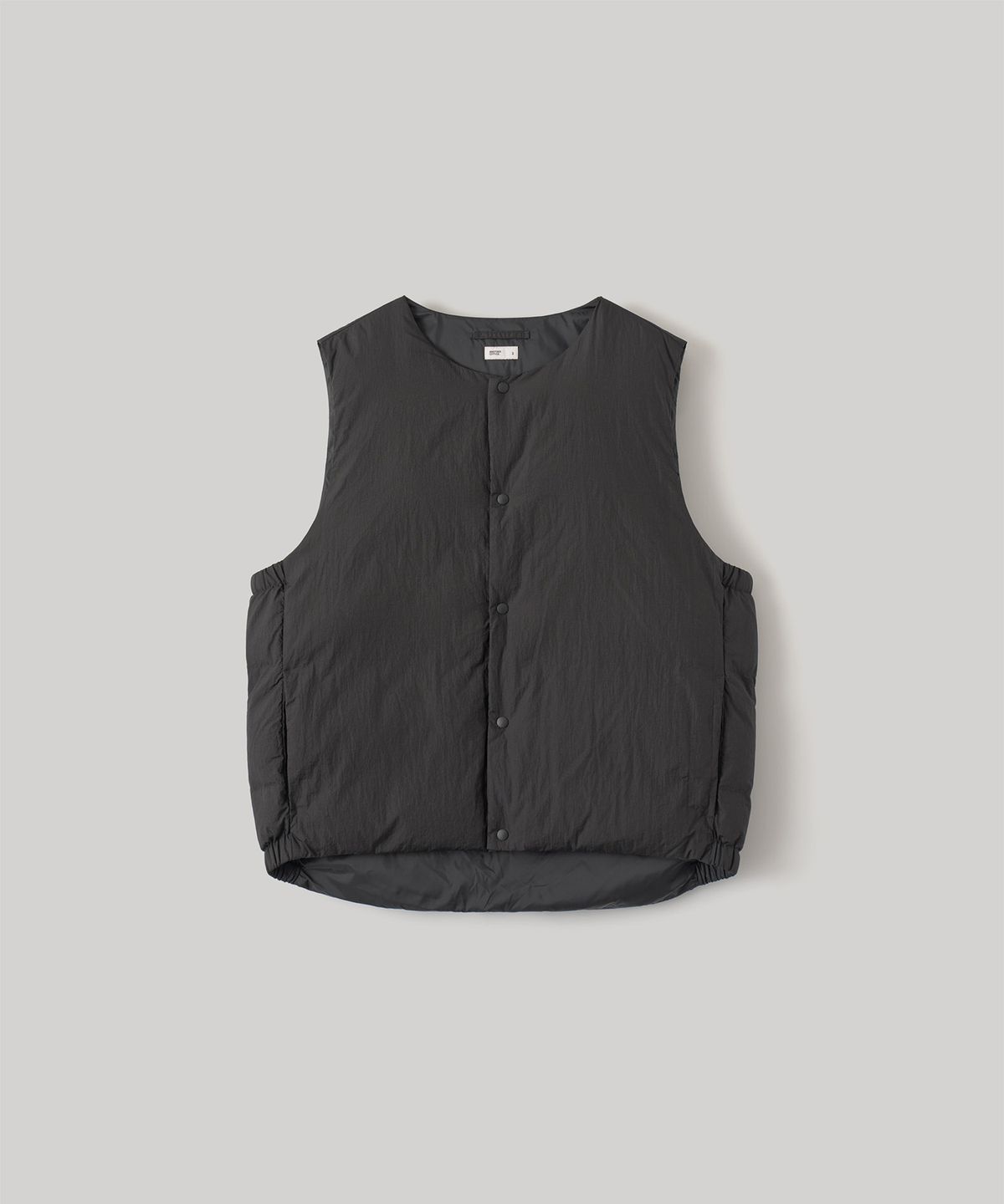 어나더 오피스(ANOTHER OFFICE) Layer Down Vest (Almost Black)