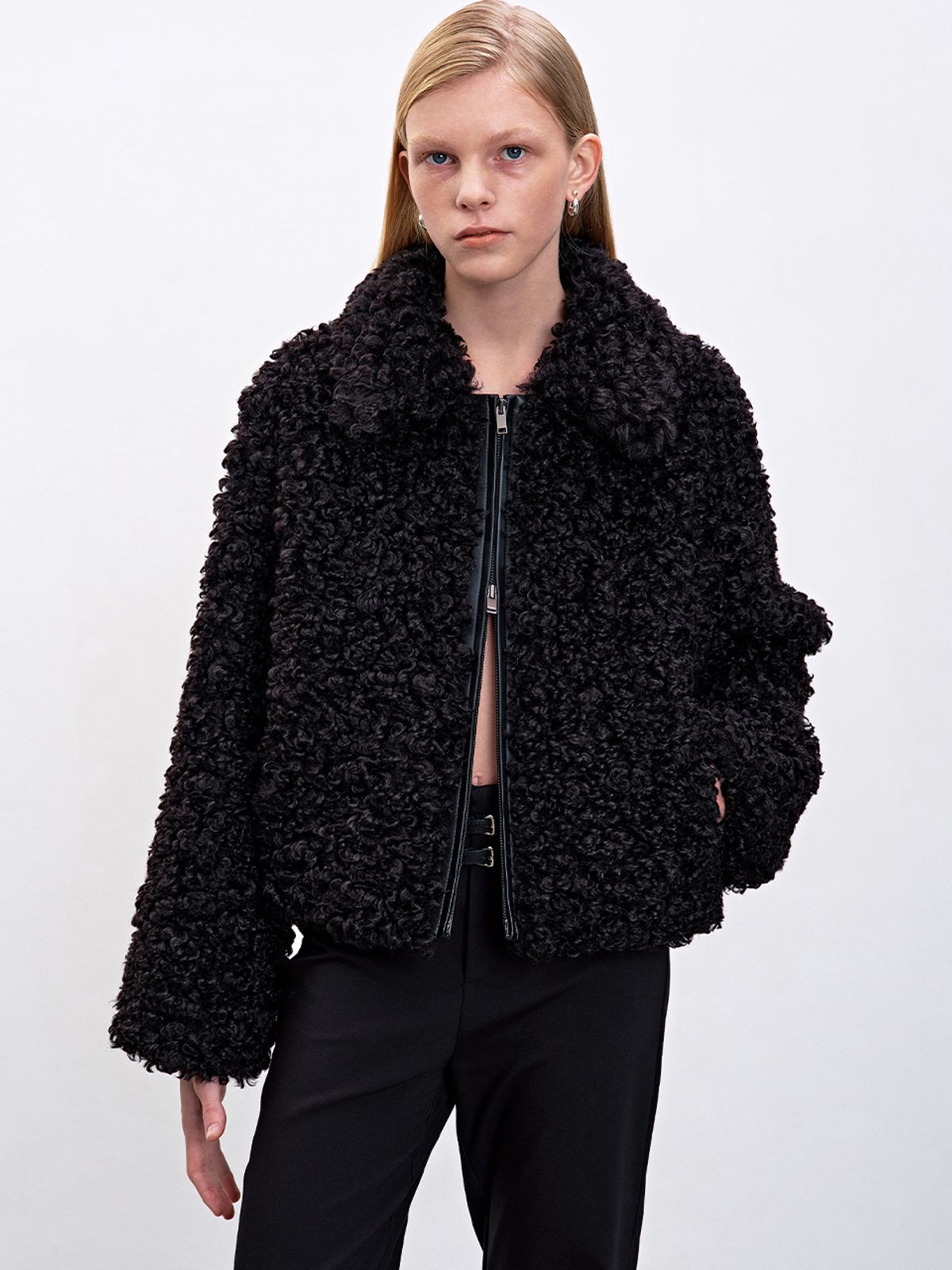 해브레스(HAVELESS) NUE FAUX SHEARLING JACKET BLACK