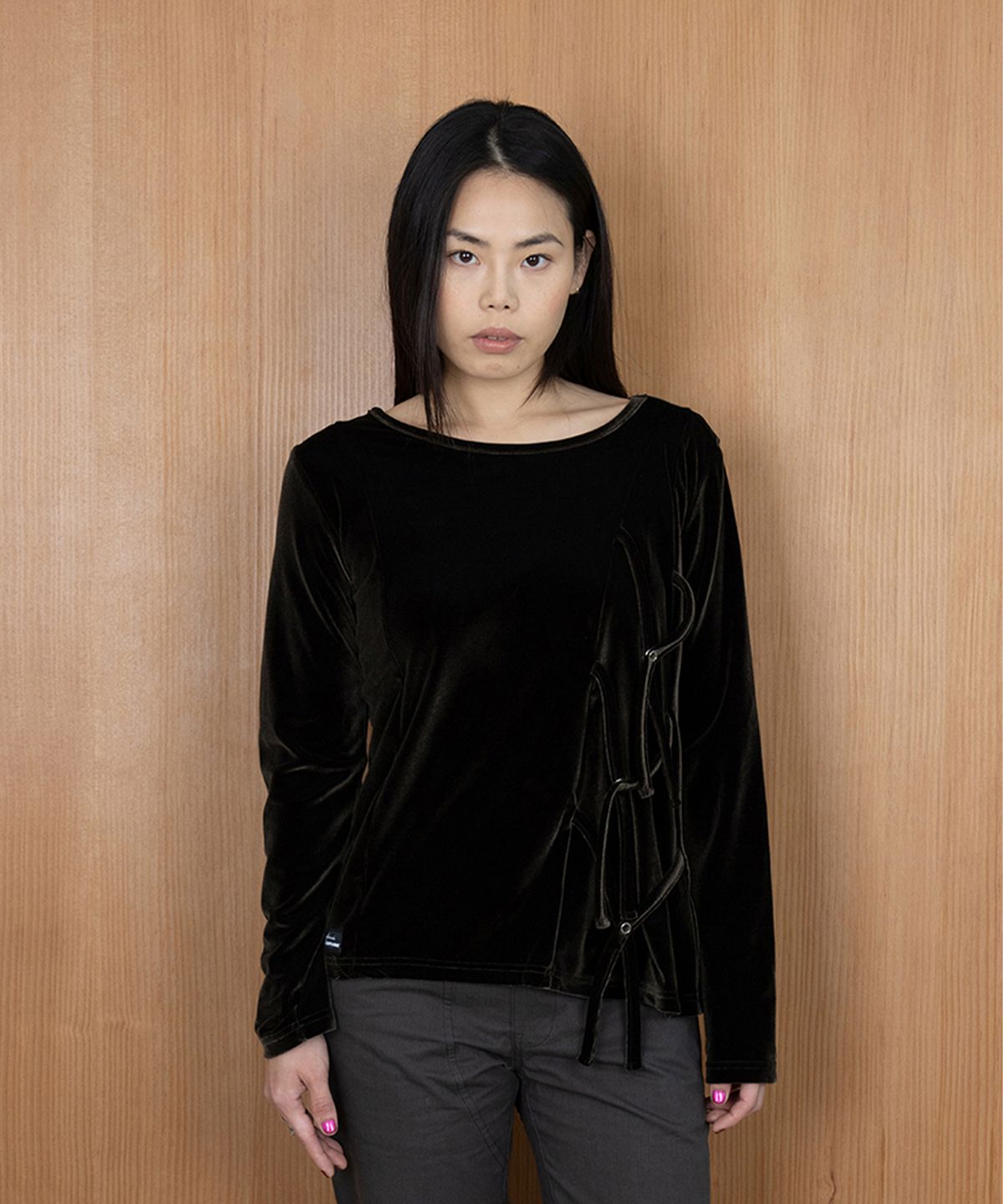 사파리 술라 익스플로어(SAFARI SULA EXPLORE) 투웨이 벨루어 롱 슬리브 인 다크 카키