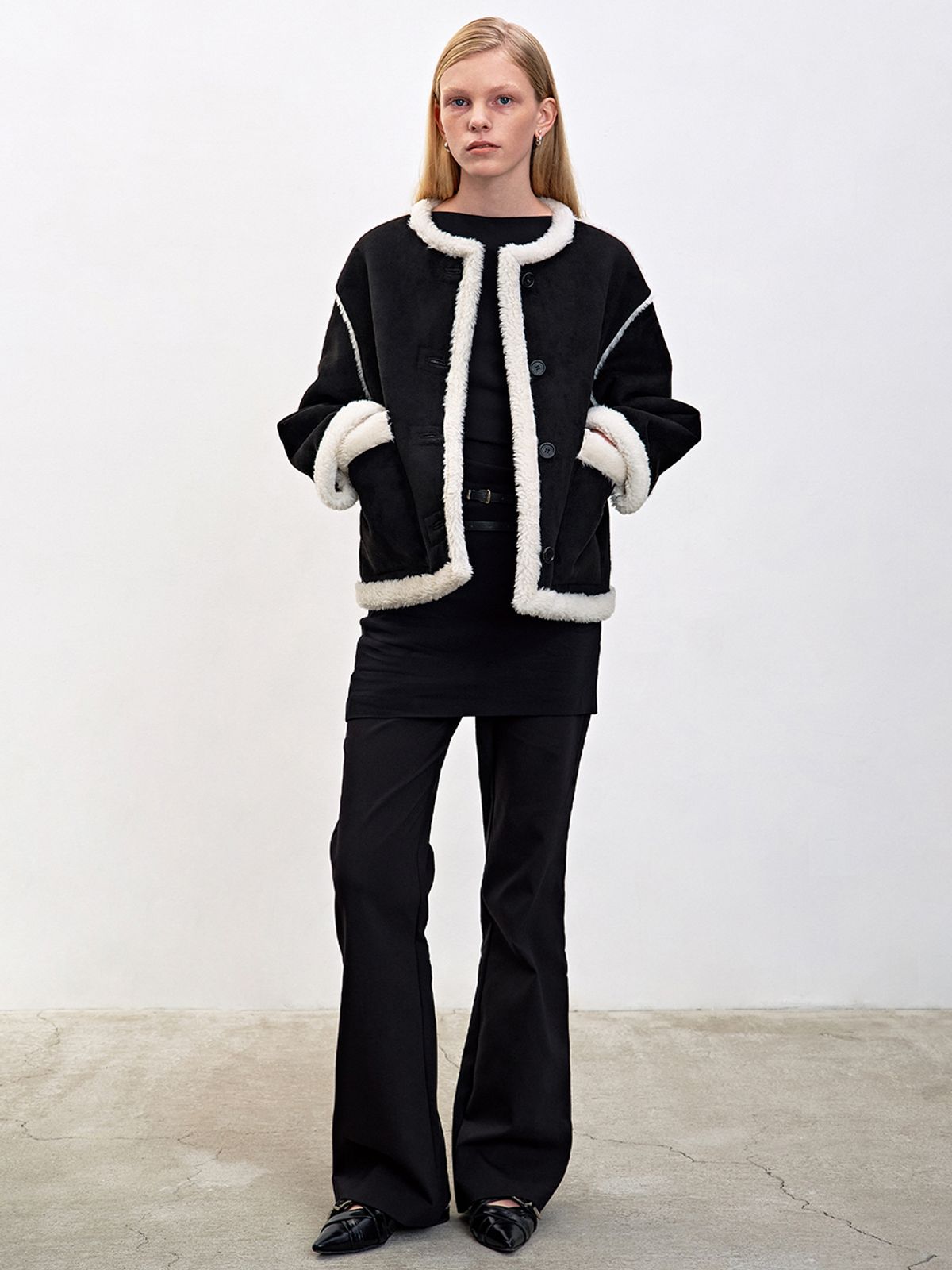 해브레스(HAVELESS) RUCY REVERSIBLE SHEARLING JACKET BLACK