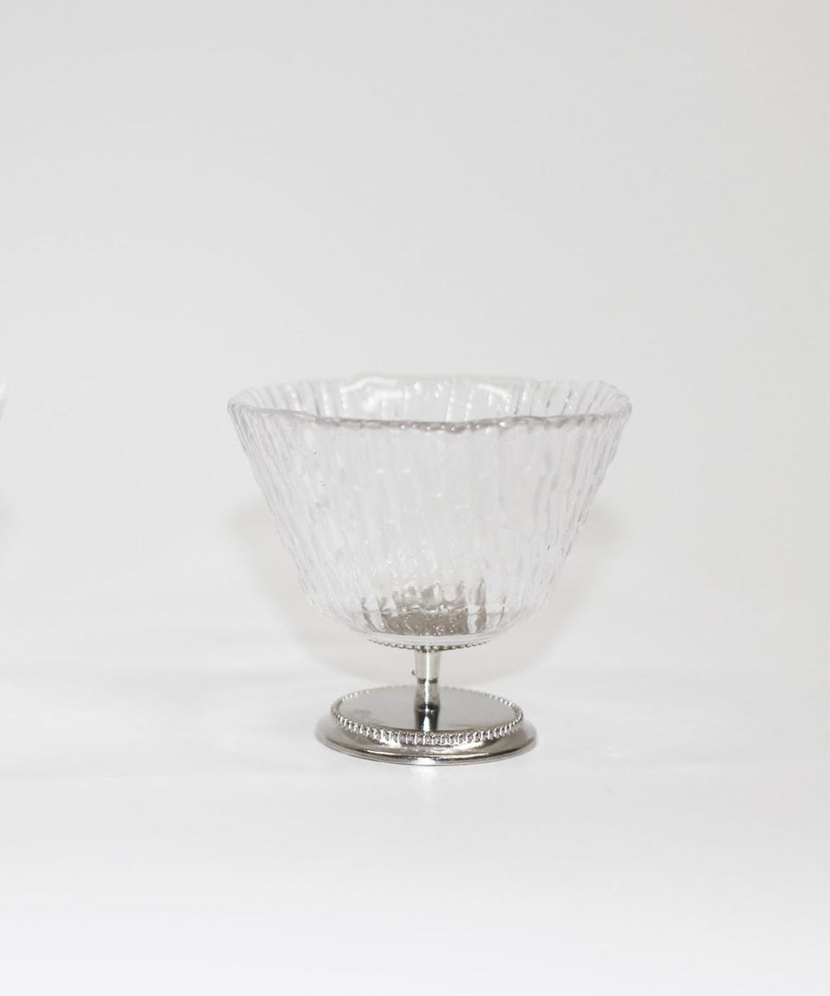 유라이크홈(YOULIKEHOME) ribbed metal stand glass 리브드 메탈 스탠드 글라스
