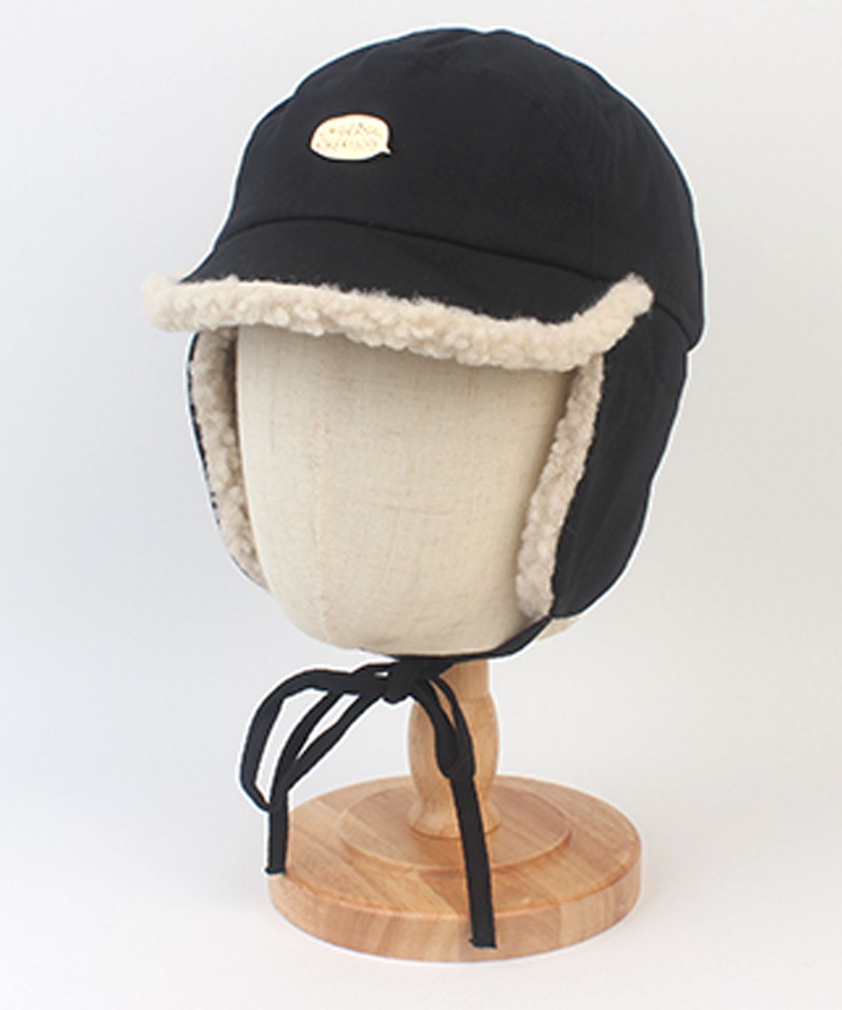 유니버셜 케미스트리(UNIVERSAL CHEMISTRY) Corduroy Black String Earflap Cap 귀달이모자