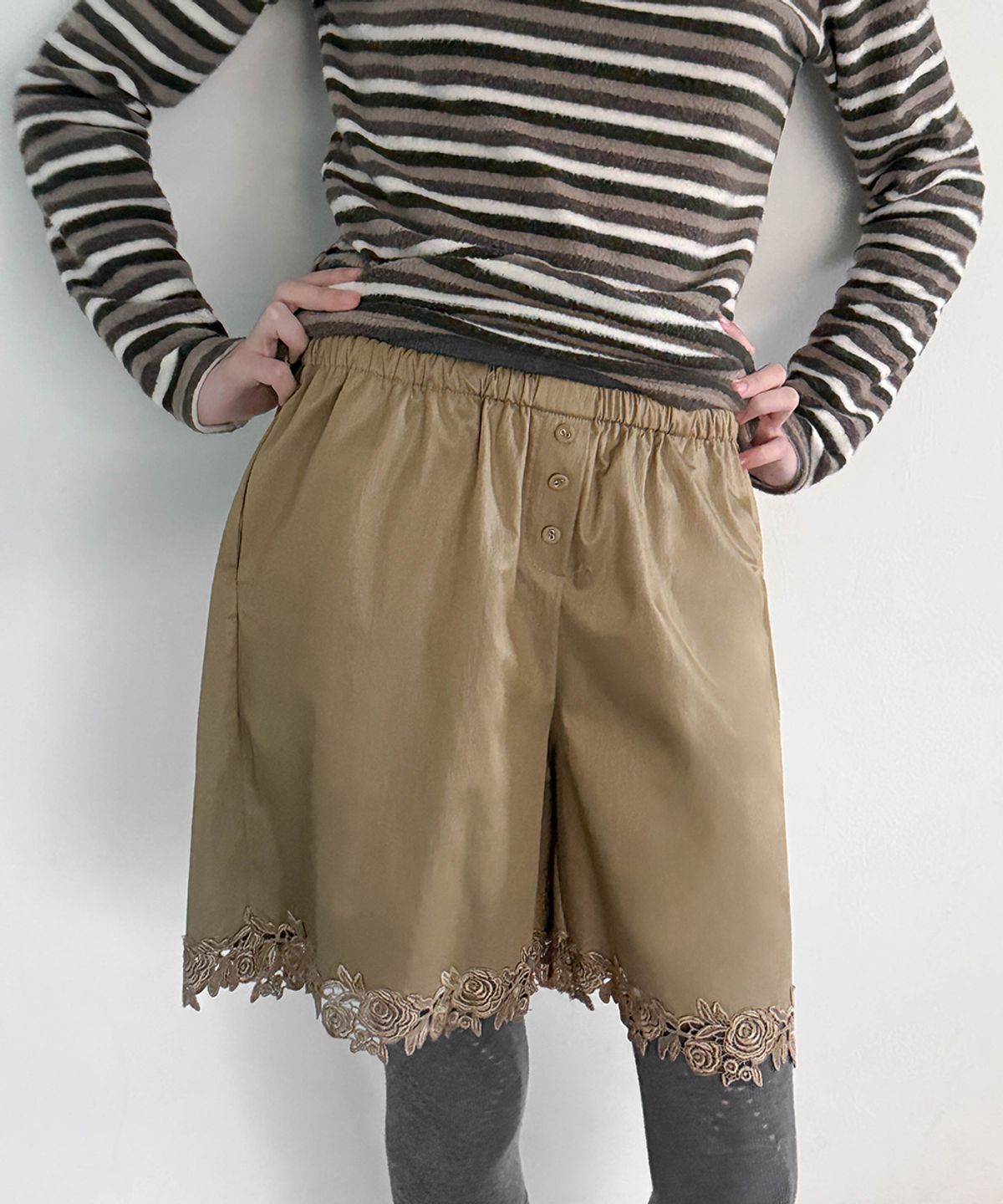 시눈(SINOON) SN Flower Half Pants (Sand)