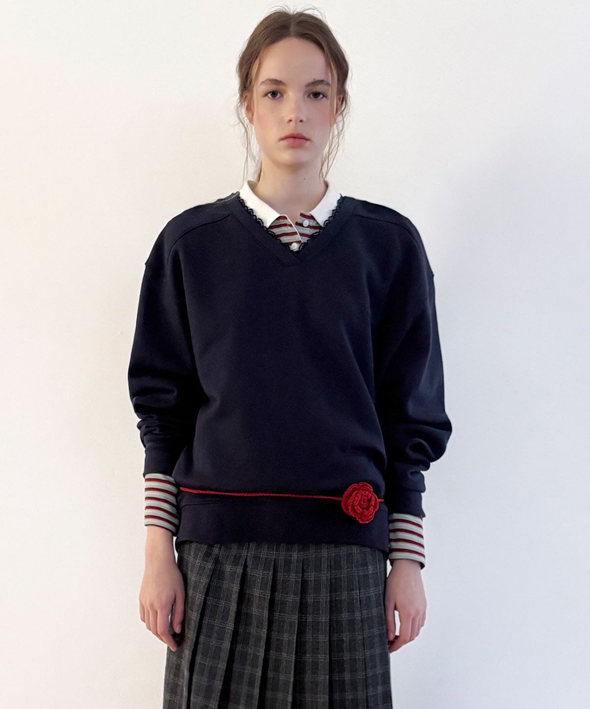 시눈(SINOON) SN Lace Sweatshirt (Navy)