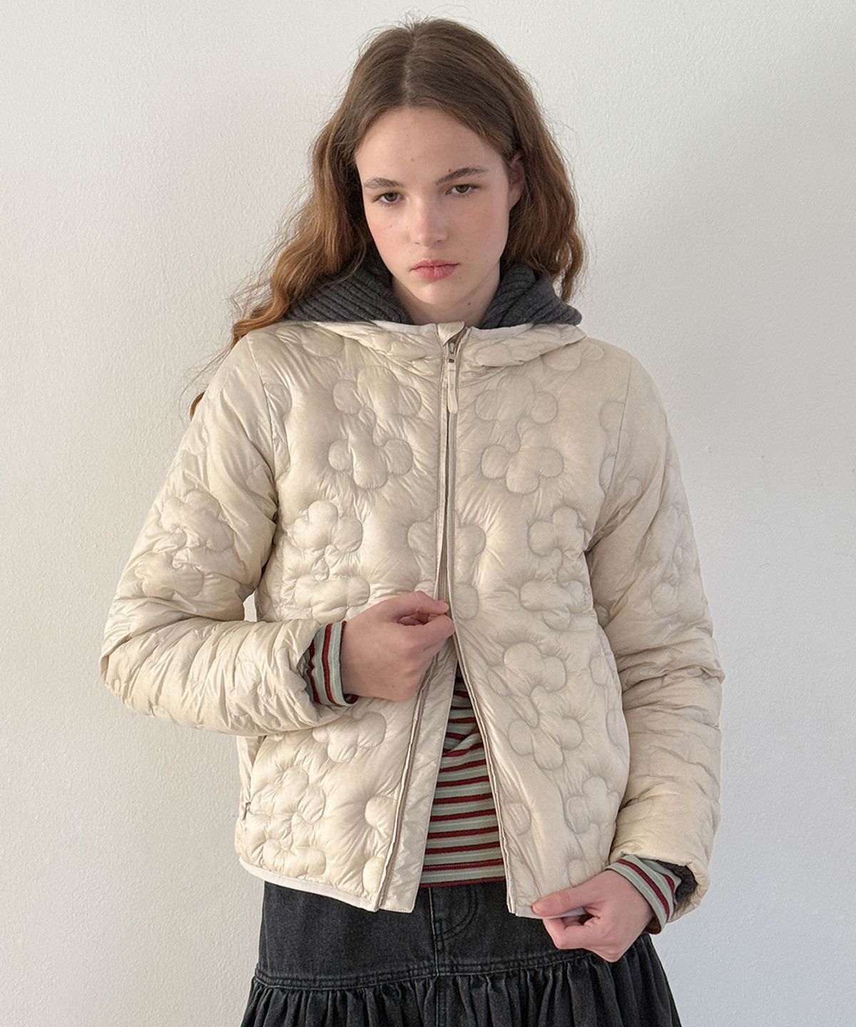 시눈(SINOON) Light Down Hoodie Jacket (Light Beige)