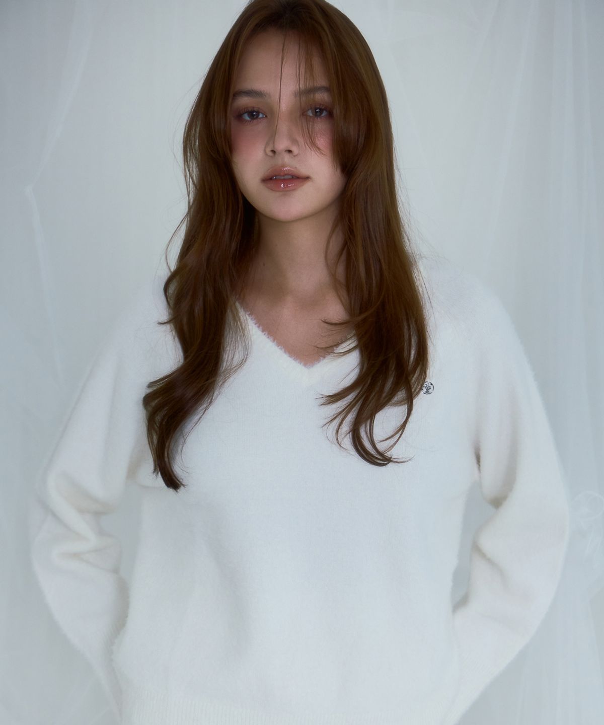 로제프란츠(ROSEFRANTZ) Fur V-neck Knit [Ivory]