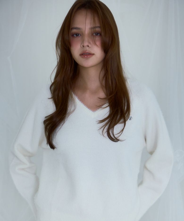 Fur V-neck Knit [Ivory]