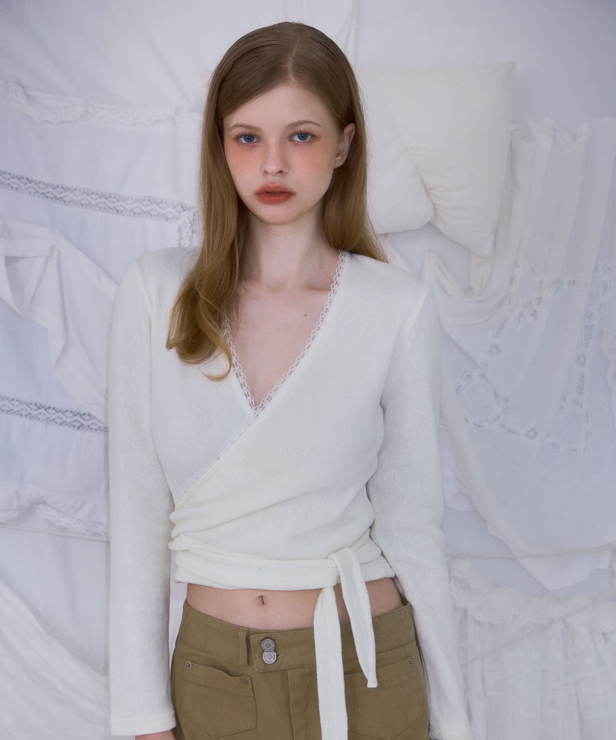 로제프란츠(ROSEFRANTZ) Lace Line Wrap Long Sleeve [Ivory]