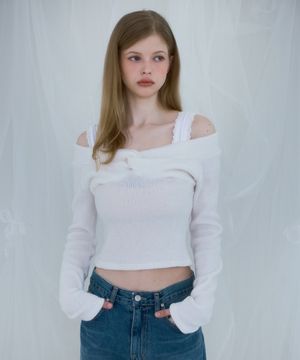 Twist Off Shoulder Long Sleeve [Ivory]