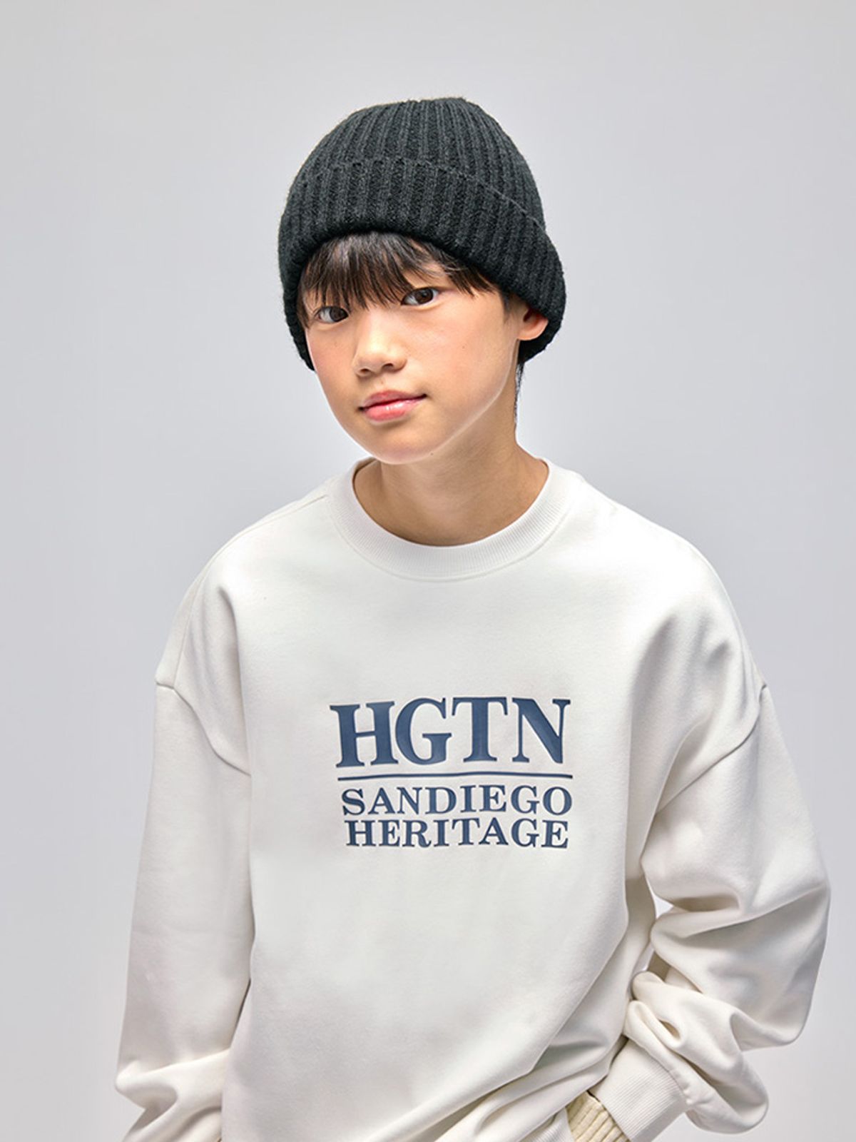 행텐 틴즈(HANGTEN TEENS) 틴즈 프렌치 테리 빅 로고 그래픽 맨투맨_003(14540-031-853-11)