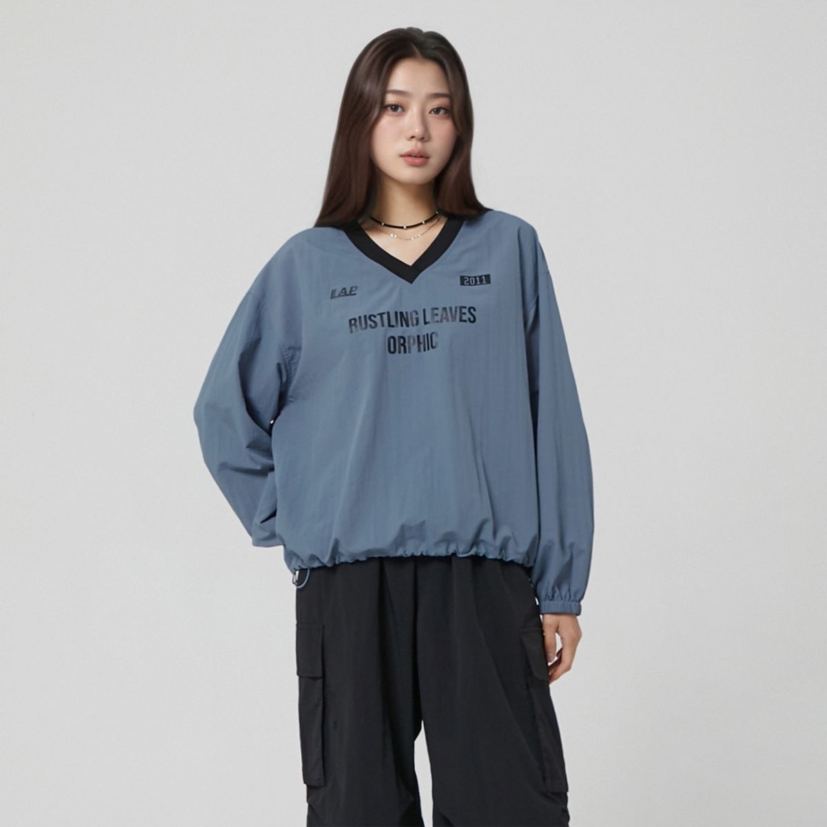 랩(LAP) 나일론 브이넥 맨투맨 AR3CT862