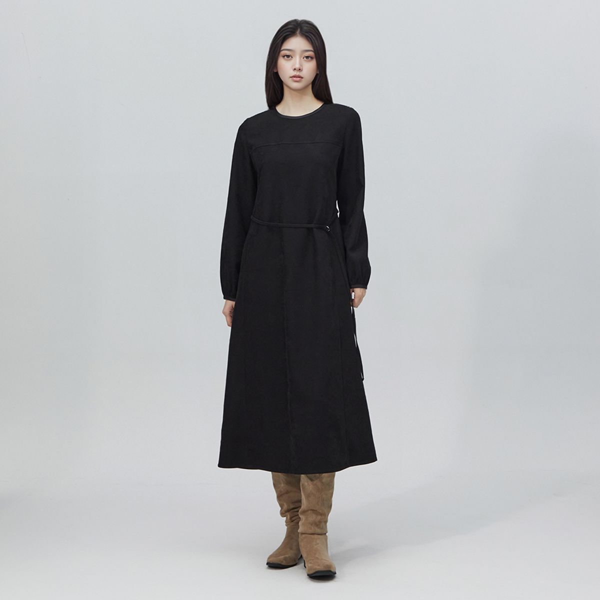랩(LAP) 라운드넥 벨트 롱 원피스 AR4WOA66