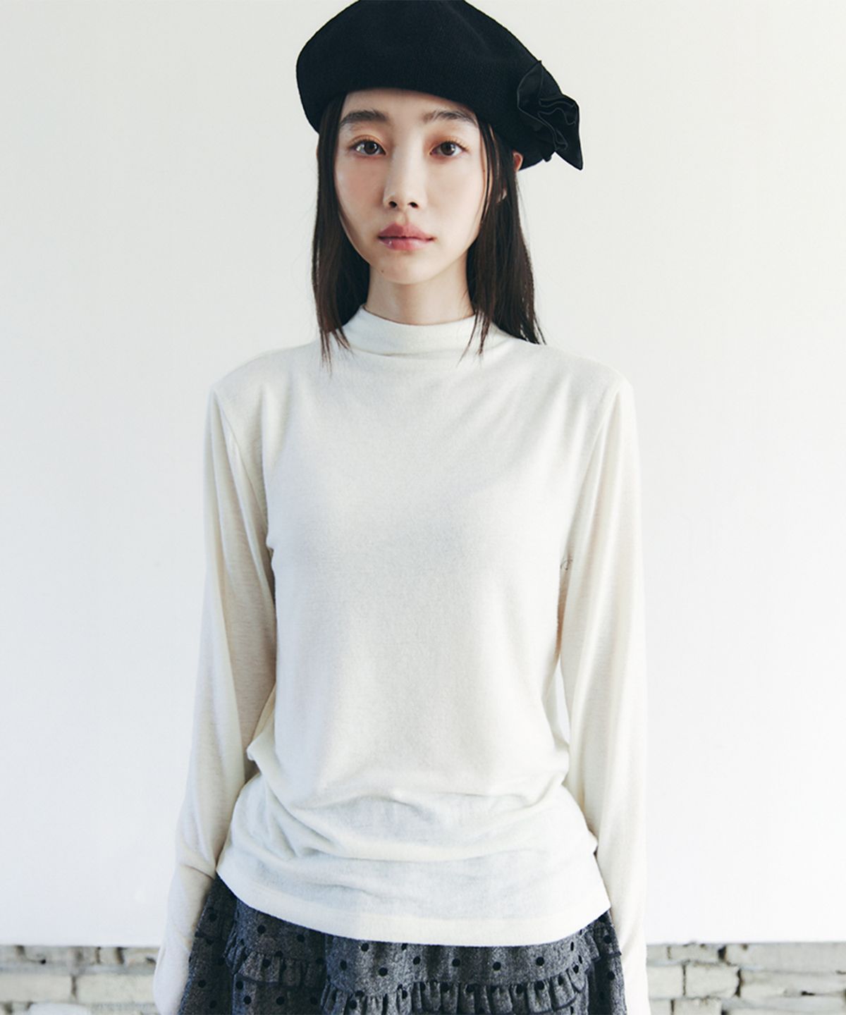 셀리테일즈(CELITAILS) MOCK NECK T-SHIRT_IVORY
