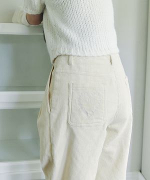 HEART EMBROIDERY CORDUROY WIDE PANTS_IVORY