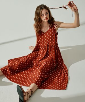 몰리스 스트랩 티어드 롱 원피스