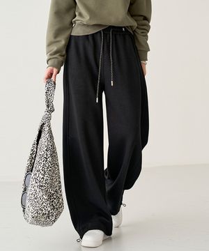 R자수 소프트 투웨이 합포 팬츠 710930