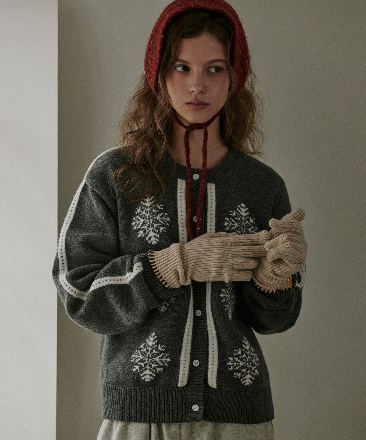 벨로엘(BELLOL) Snow flower cardigan CHARCOAL