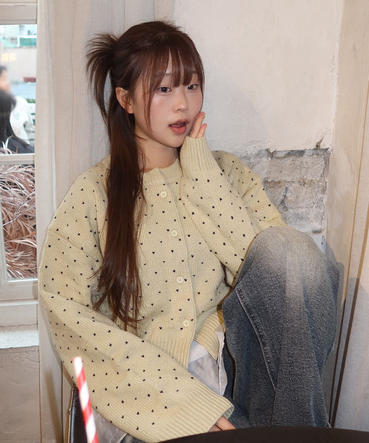 벨로엘(BELLOL) Heart point crop cardigan KHAKI