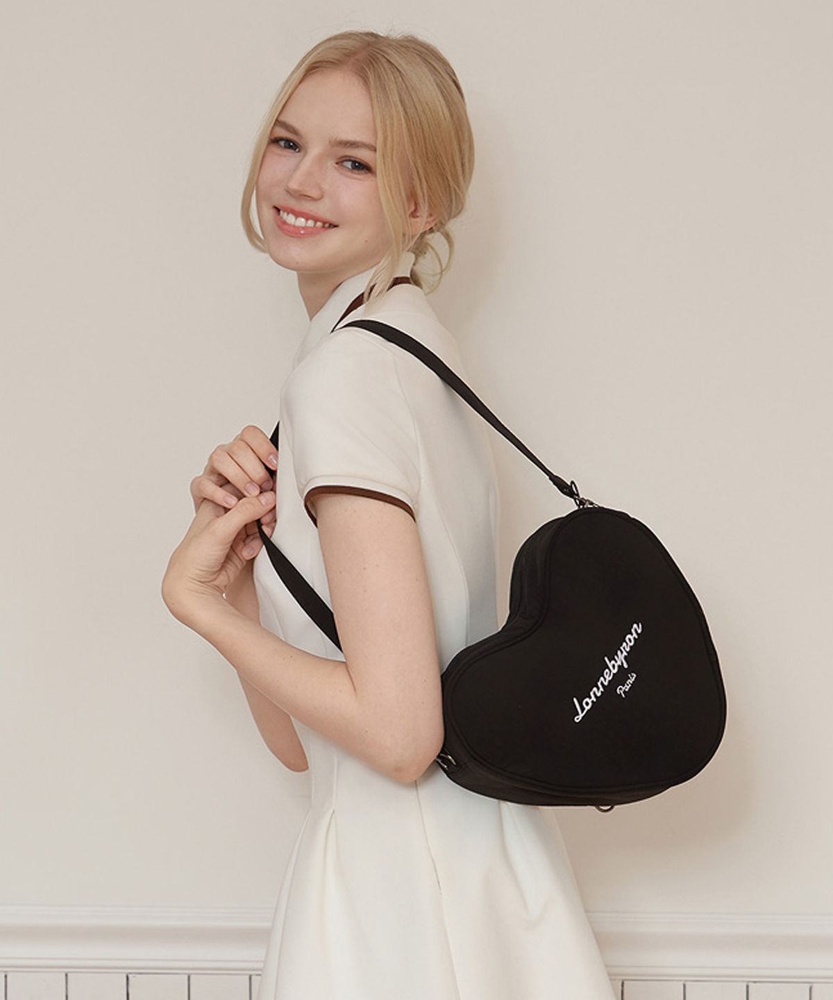 론네바이론(LONNEBYRON) Hearty Bag 4-Way Cross Shoulder Tote Bag 하티백