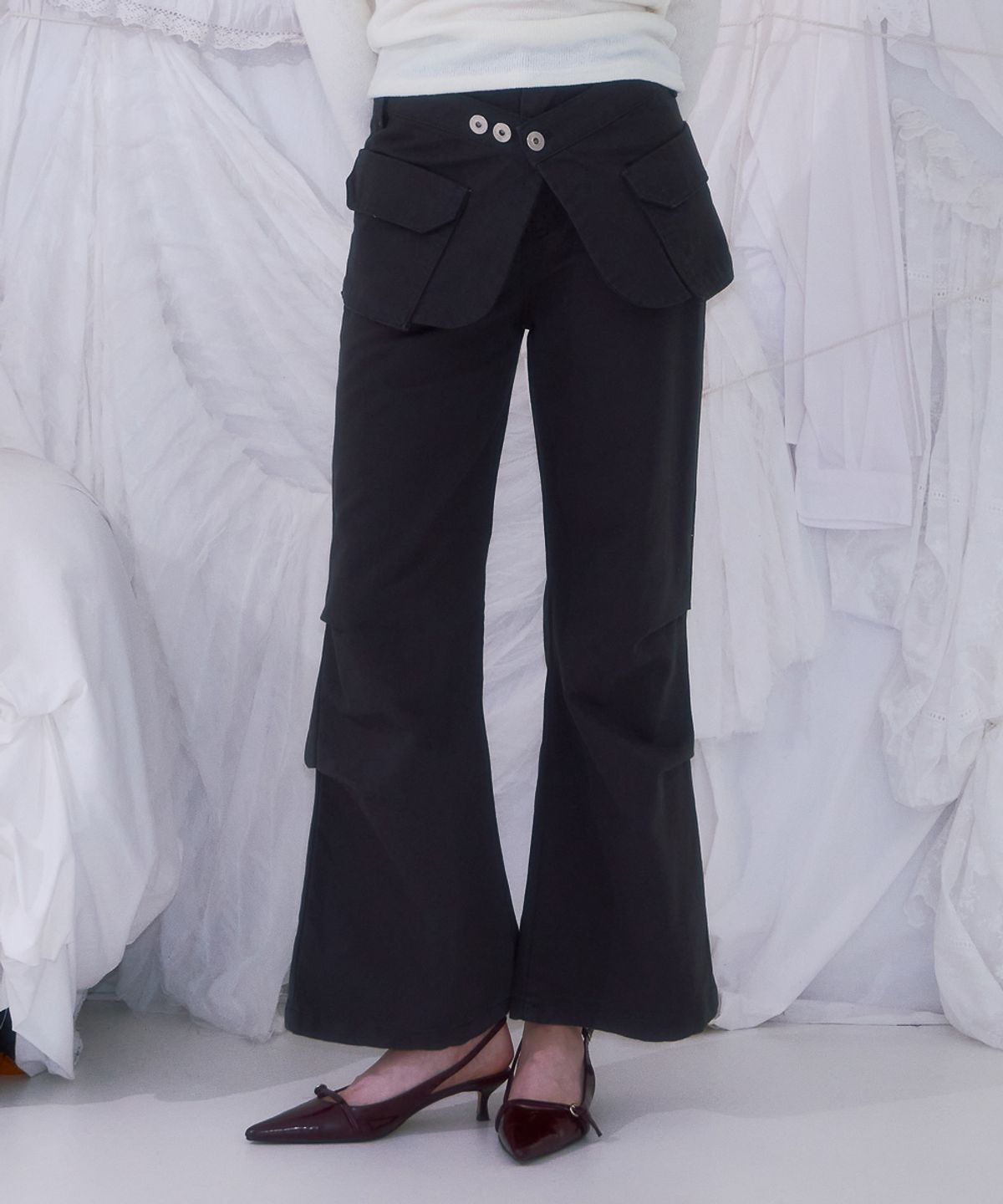 로제프란츠(ROSEFRANTZ) Skirt Layered Bootcut Pants [Charcoal]